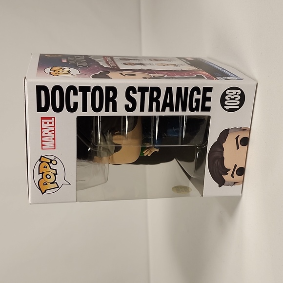 Funko Pop! Vinyl: Marvel - Doctor Strange, Glows In The Dark - Picture 4 of 16